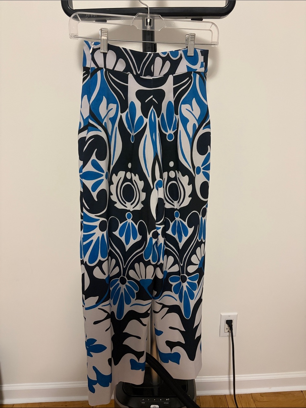Zara Printed Flowy Pants
